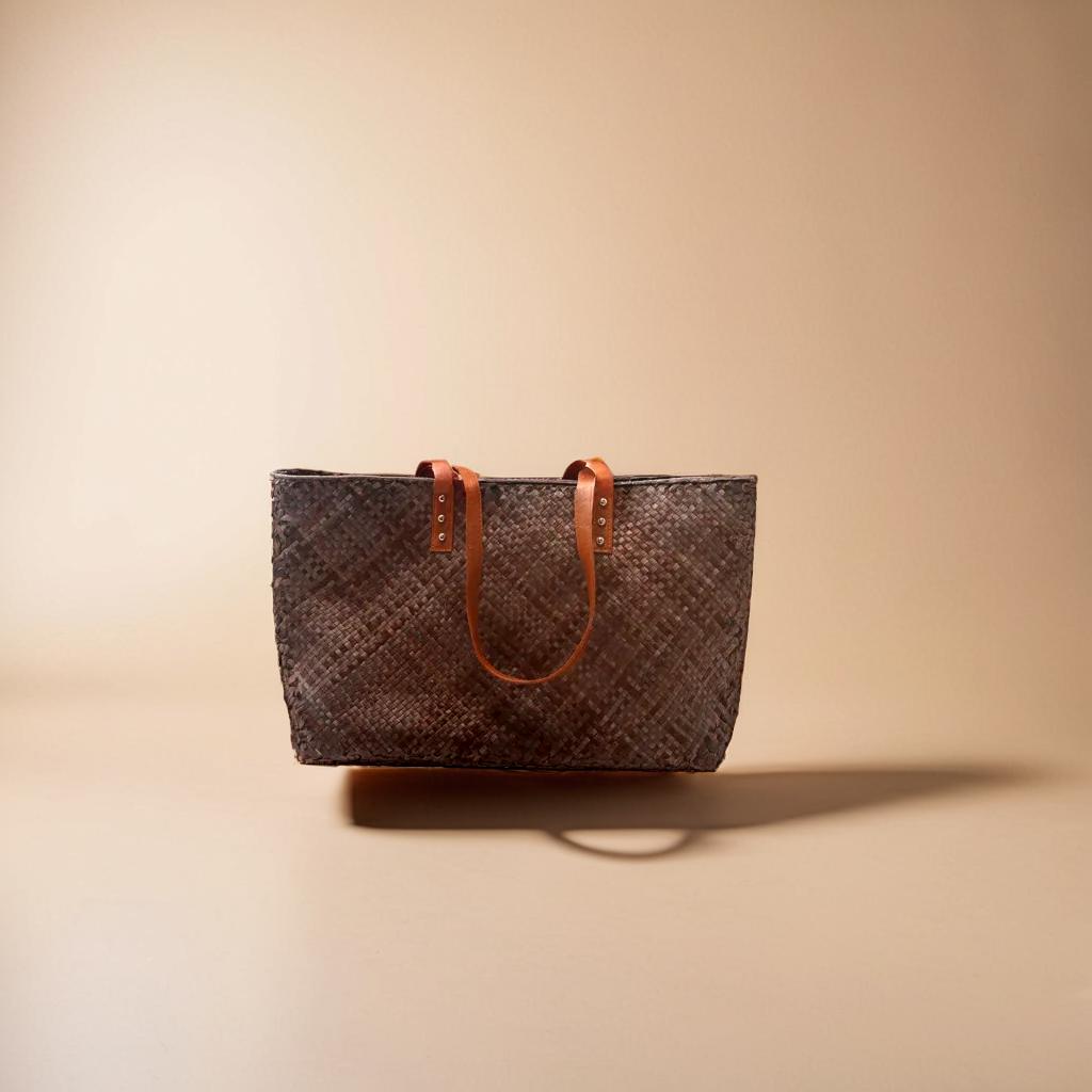 step ceylon reed leaves bag