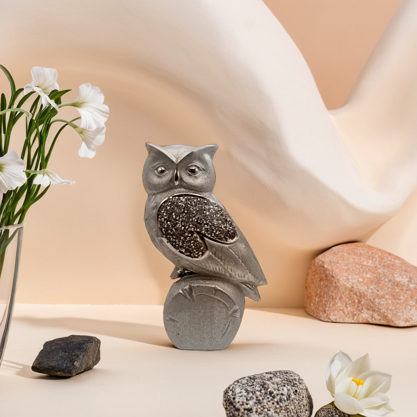 Silver owl decorted